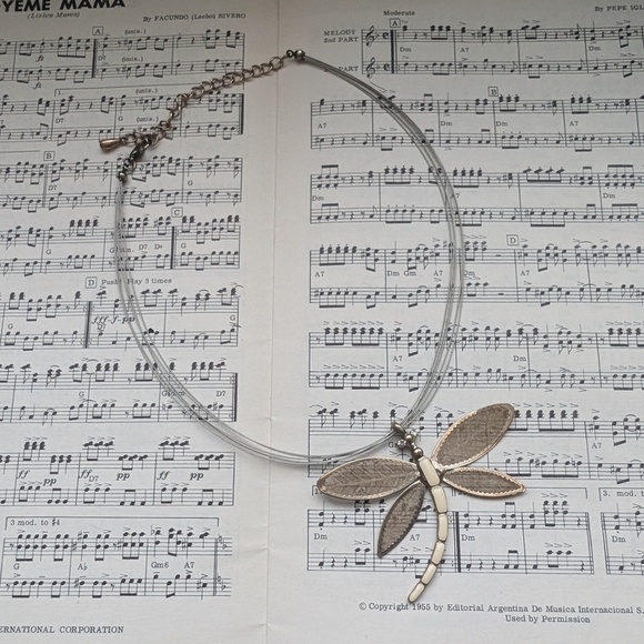 Dragonfly Pendant Necklace - Picture 5 of 7